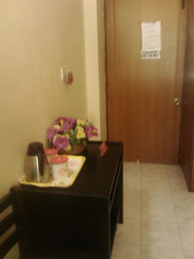 Happy Stay Service Apartments Ченнаї Екстер'єр фото
