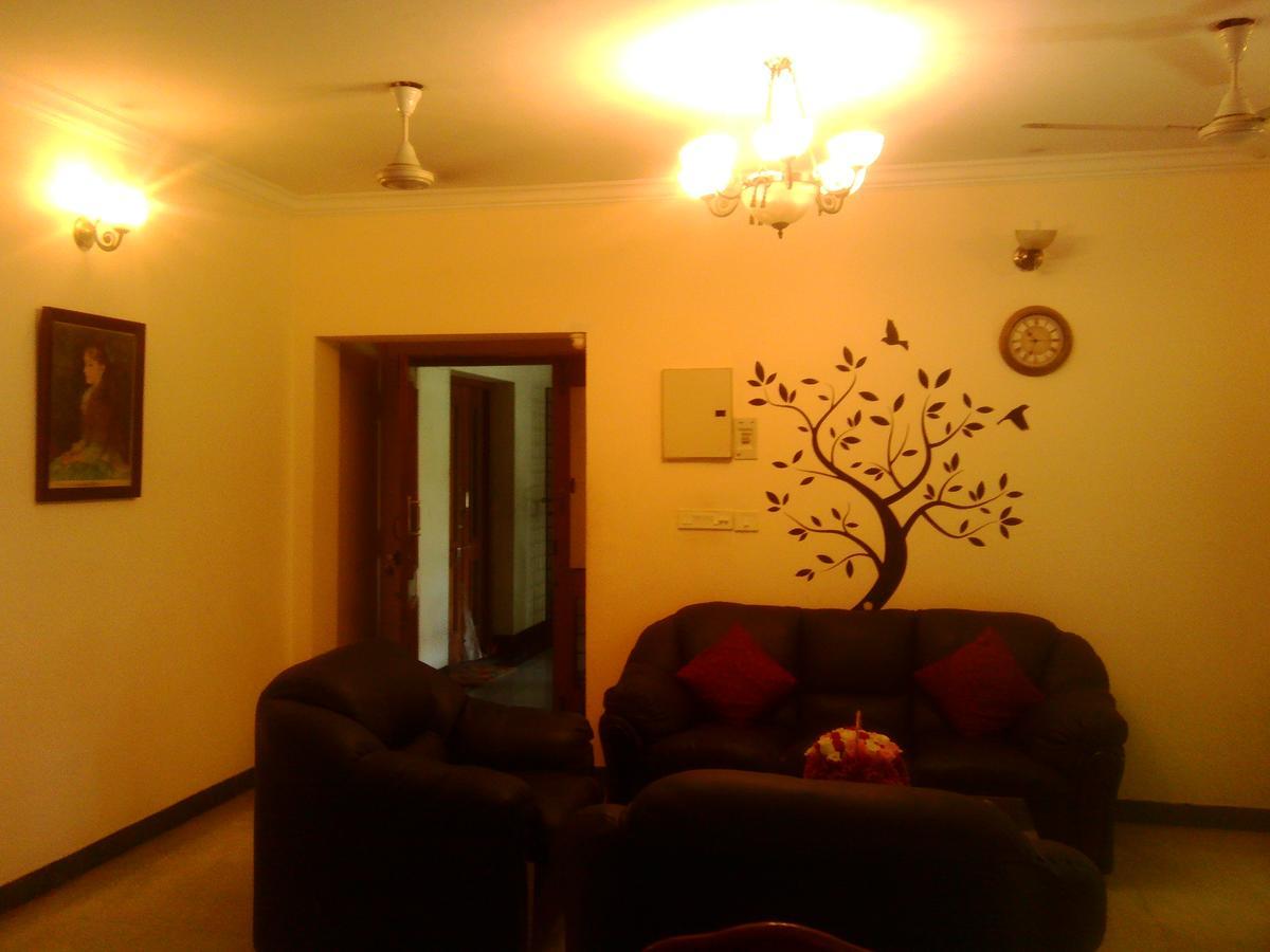 Happy Stay Service Apartments Ченнаї Екстер'єр фото